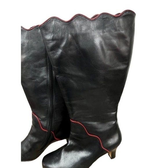 Mob Wife VTG Ros Hommerson 80s Black Leather Boots Scallop Top Red Trim 8.5 Wide - Picture 2 of 8